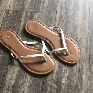 NY&C Flip Flops